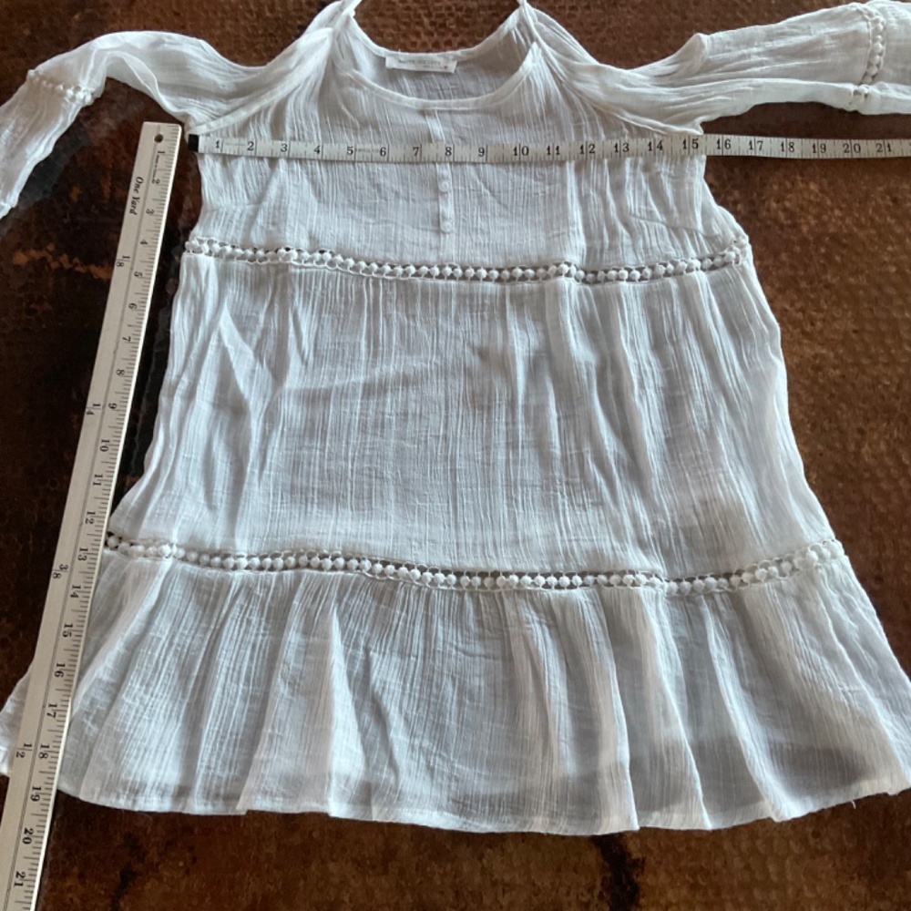 Haute Society Cold-Shoulder Long-Sleeve Blouse. White Size S - Picture 10 of 10